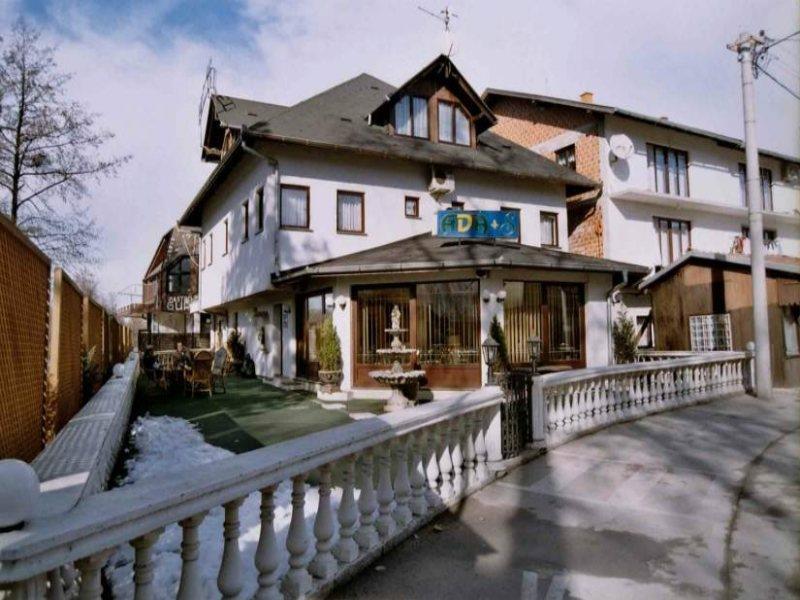 Bihać Ada S Hotel מראה חיצוני תמונה